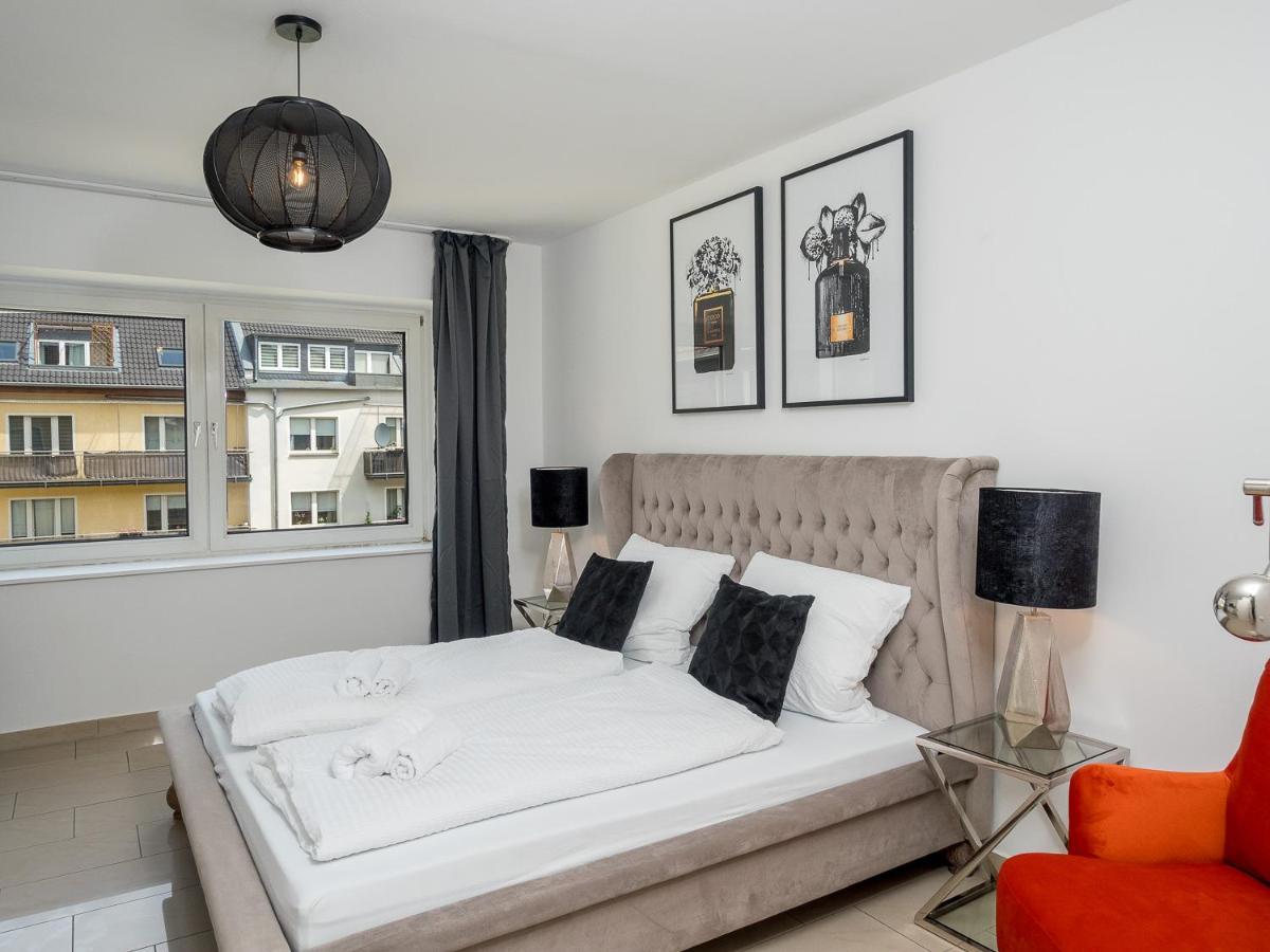 By Junik Apartment