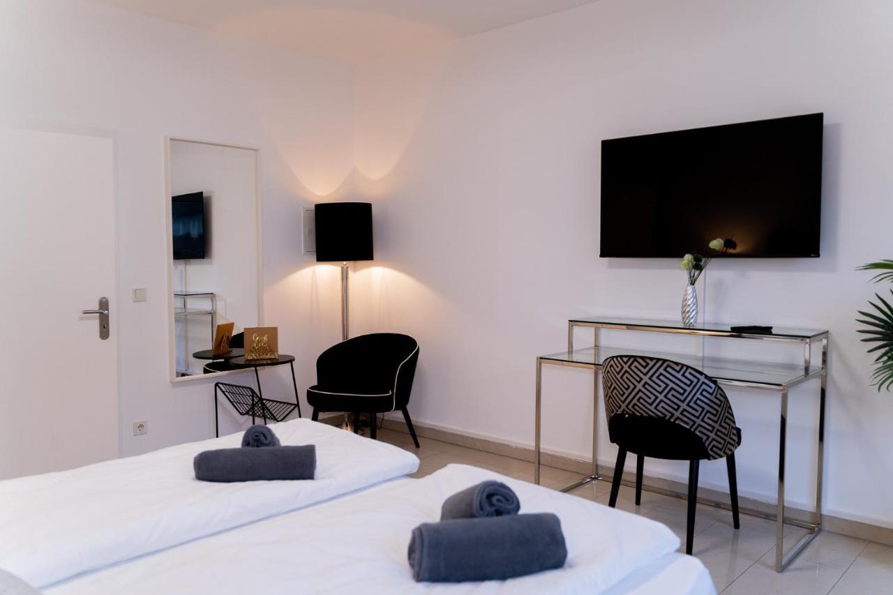 By Junik Apartment